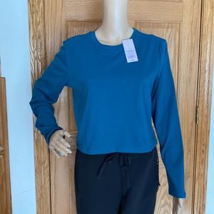 Crafters deal- wild fable Woman’s Teal long sleeved crop top (case of 6)